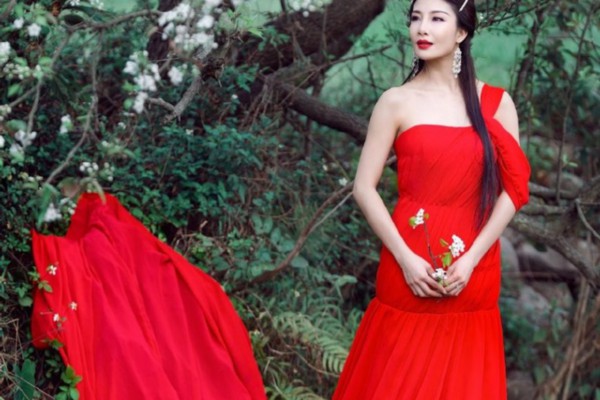 武汉老街茶馆，一壶清茶几许金？